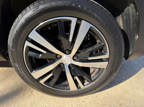 Peugeot 5008 1.5 5008 GT Blue HDi S/S 5dr 56