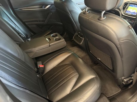 Maserati Ghibli 3.0D V6 ZF Euro 5 (s/s) 4dr 16