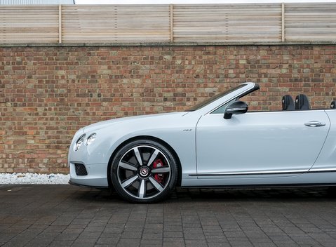 Bentley Continental GT GTC V8 S Mulliner 26