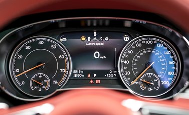 Bentley Bentayga 15