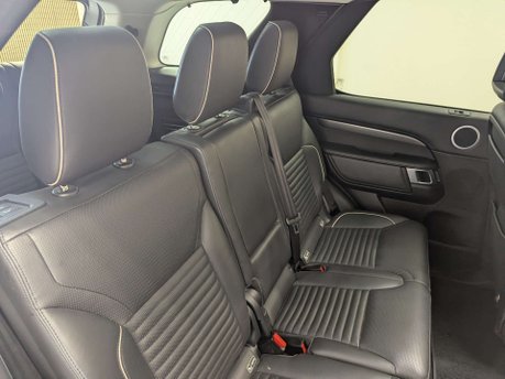 Land Rover Discovery 3.0 Discovery Luxury HSE TD6 Auto 4WD 5dr 47