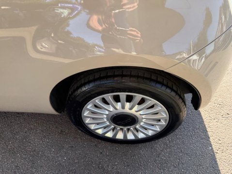 Fiat 500 1.2 Lounge Euro 4 3dr 23