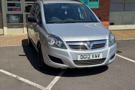 Vauxhall Zafira 1.7 CDTi ecoFLEX Exclusiv MPV 5dr Diesel Manual Euro 5 (SNav) (110 ps) 1