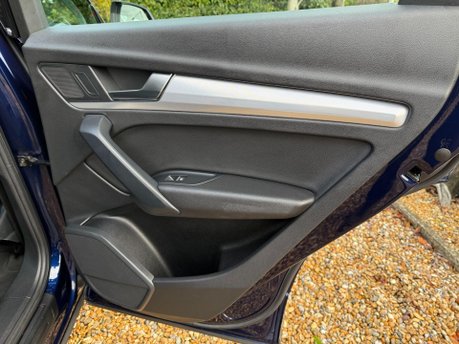 Audi Q5 2.0 TDI 40 Sport S Tronic quattro Euro 6 (s/s) 5dr 33