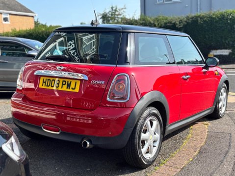 Mini Hatch 1.6 Cooper Steptronic Euro 4 3dr 3