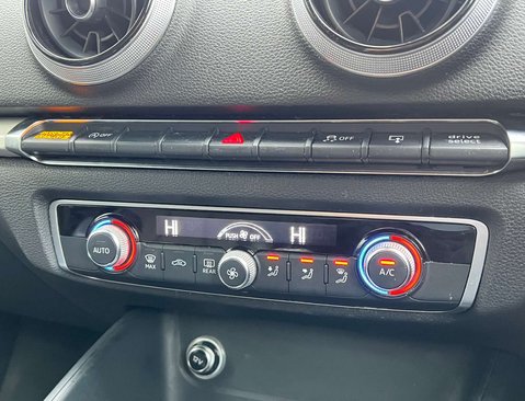 Audi A3 1.6 A3 Sportback Black Edition TDI 5dr 27