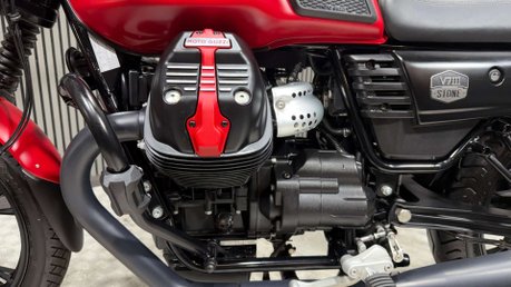 Moto Guzzi V7 750 STONE 2020 ONLY 7K MOT 9/27 CAFE RACER BOBBER 41