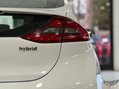 Hyundai IONIQ 1.6 h-GDi Premium DCT Euro 6 (s/s) 5dr 8