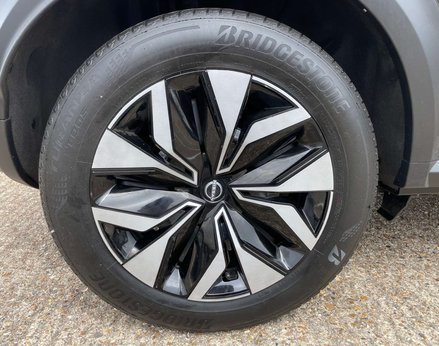 Nissan Juke 1.0 Juke Acenta DiG-T 5dr 16