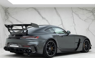 Mercedes-Benz Amg GT GT Black Series 7