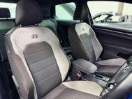 Volkswagen Golf 2.0 TSI BlueMotion Tech R Hatchback 3dr Petrol DSG 4Motion Euro 6 (s/s) (30 35