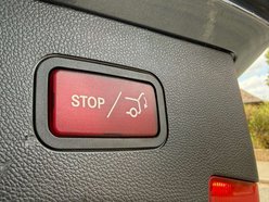 Mercedes-Benz E Class 2.1 E220 SE CDi Auto 5dr 17