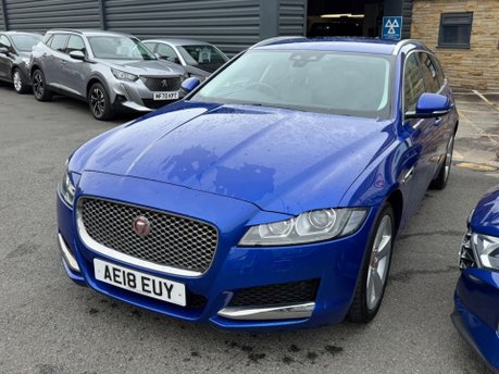 Jaguar XF D PORTFOLIO AWD 5