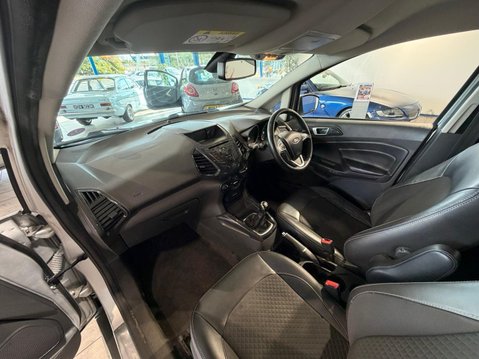 Ford Ecosport 1.0T EcoBoost Titanium 2WD Euro 5 (s/s) 5dr 22