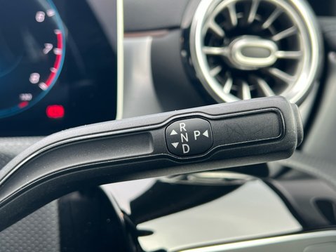 Mercedes-Benz A Class AMG A 35 4MATIC PREMIUM PLUS 33