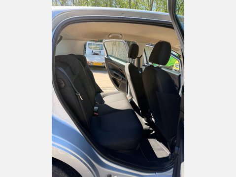 Fiat Grande Punto 1.4 Active Hatchback 5dr Petrol Manual Euro 4 (77 bhp) 10