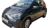 Toyota Aygo 1.0 VVT-i x-play Hatchback 5dr Petrol x-shift Euro 6 (71 ps) 2