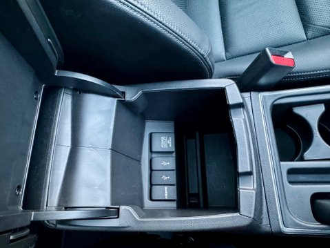 Honda CR-V 2.0 i-VTEC EX Auto 4WD Euro 6 5dr 42