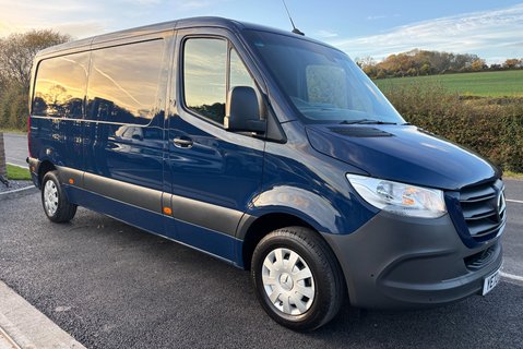 Mercedes-Benz Sprinter 315 Cdi Premium Mwb Lr Panel Van 5