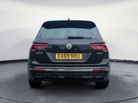 Volkswagen Tiguan 2.0 Tiguan R-Line Tech TSi 4Motion Semi-Auto 4WD 5dr 4