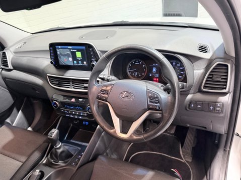 Hyundai TUCSON 1.6 GDi SE Nav Euro 6 (s/s) 5dr 11