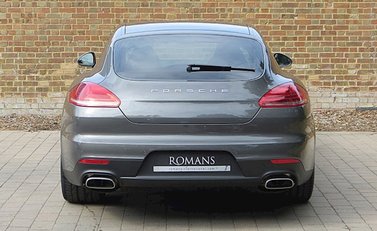 Porsche Panamera Diesel 13