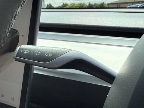 Tesla Model Y (Dual Motor) Performance SUV 5dr Electric Auto 4WDE (426 bhp) 36