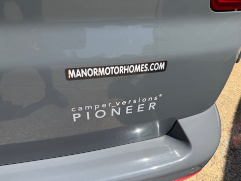 Volkswagen Transporter T6 CAMPER - VERSIONS PIONEER 4 BERTH POP TOP 4