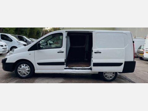 Toyota Proace 2.0 1200 HDi Panel Van 5dr Diesel Manual FWD L2 H1 (168 g/km, 128 bhp) 21