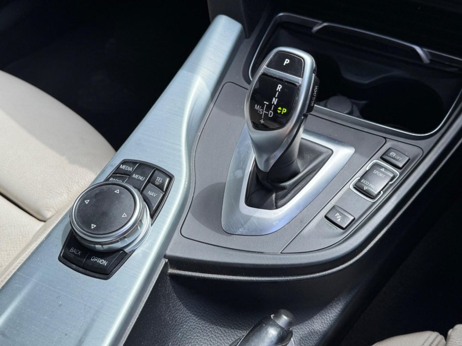 2016 BMW 4 Series — image 24