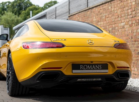 Mercedes-Benz Amg GT GT S 23