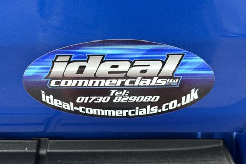 Toyota Hilux Active 4WD D-4D ECB Pickup 14