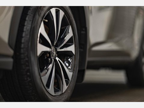 Lexus NX 2.5 300h GPF Premium SUV 5dr Petrol Hybrid E-CVT 4WD Euro 6 (s/s) (197 ps) 27