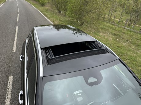 Mercedes-Benz C Class C200 MHEV AMG Line Premium Plus Auto Petrol Estate PAN ROOF/MEMORY SEATS 42