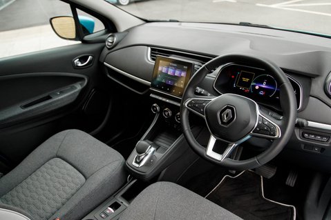 Renault Zoe ICONIC 4