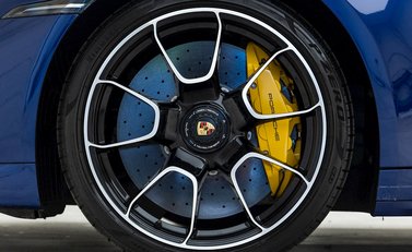 Porsche 911 (992) Turbo S Cabriolet 11