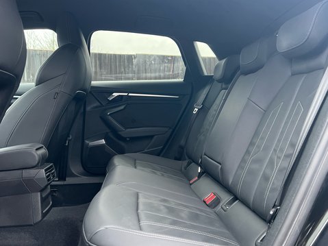 Audi A3 SPORTBACK TFSI S LINE MHEV 9