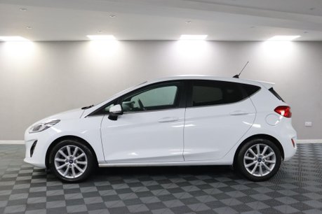 Ford Fiesta TITANIUM 4