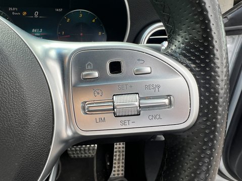 Mercedes-Benz C Class 2.0 C300d AMG Line (Premium) Saloon 4dr Diesel G-Tronic+ Euro 6 (s/s) (245 22