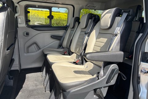 Ford Tourneo Custom 320 Titanium X L2 170 ps Automatic - 8 Seater 16