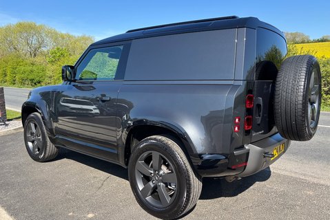 Land Rover Defender 90 D300 Hard Top X-Dynamic HSE - Air Suspension 6