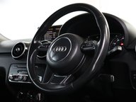 Audi A1 TFSI SPORT 12