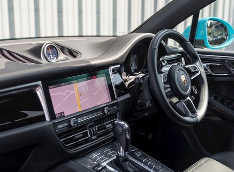 Porsche Macan S 18