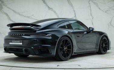 Porsche 911 Turbo S (992) 6
