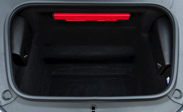 Porsche 718 Boxster Spyder 34