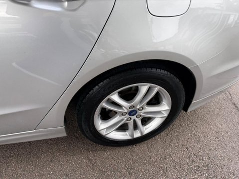 Ford Mondeo 2.0 TDCi Titanium Euro 6 (s/s) 5dr 18