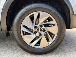 Nissan Qashqai 1.3 Qashqai Acenta Premium DiG-T MHEV 5dr 13