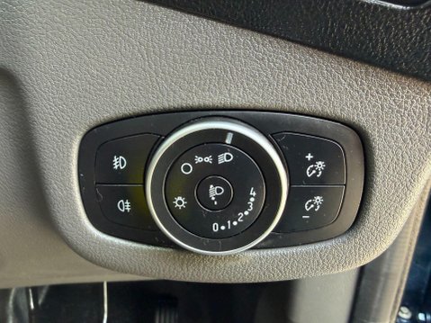 Ford Transit Connect 1.5 210 EcoBlue Trend Panel Van 5dr Diesel Manual L2 Euro 6 (s/s) (100 ps) 39
