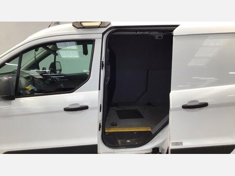 Ford Transit Connect 1.5 TDCi 220 L1 H1 5dr 9