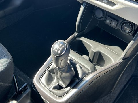 Suzuki Swift 1.2 Hybrid ULTRA 29